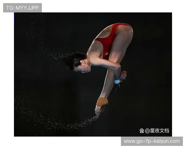 全红婵今日复出首秀，出战十五运会跳水项目，全红婵_跳水界的天花板!