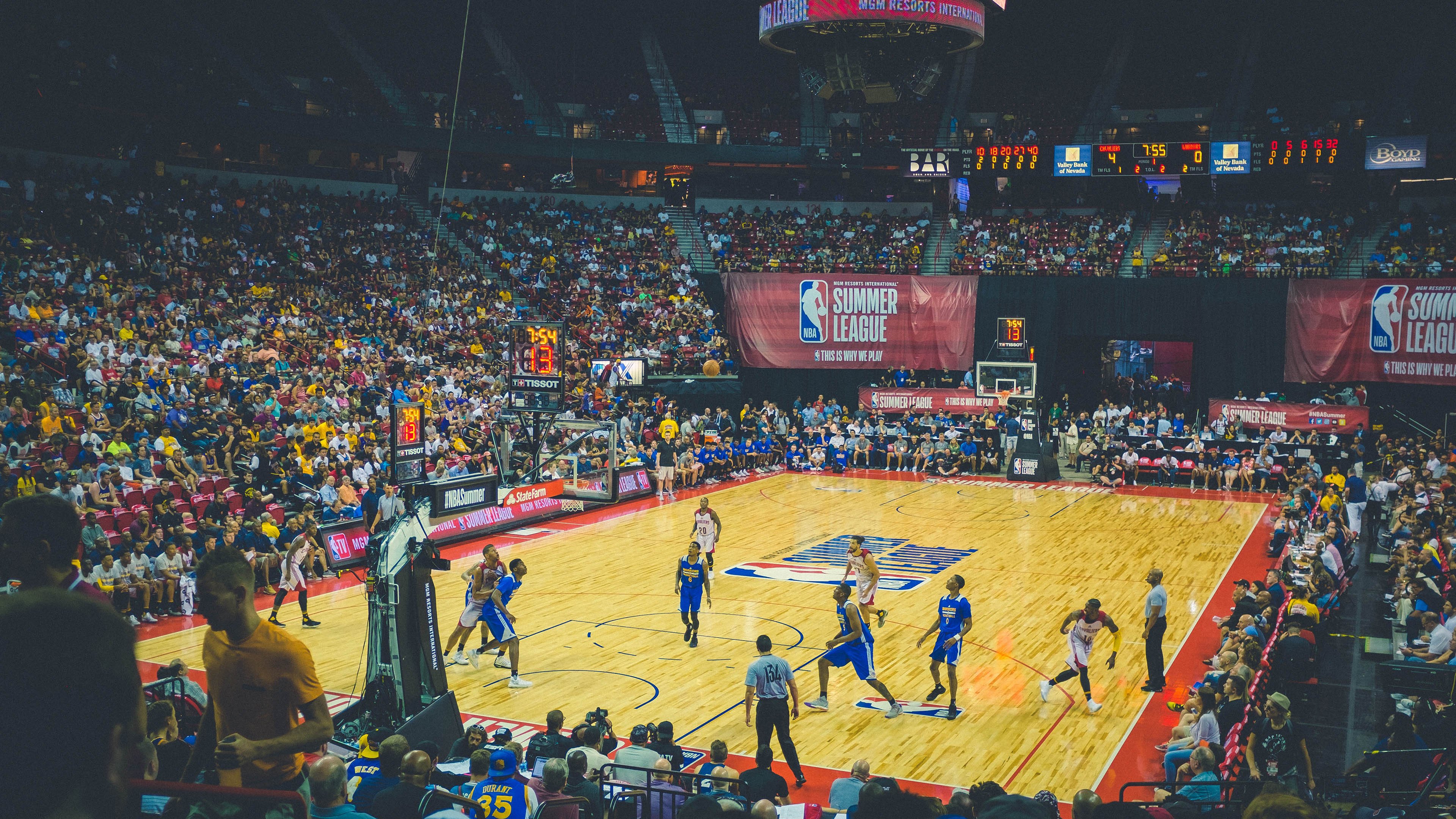 开云官网入口-亚特兰大双前锋配合打破得分沉寂，亚特兰大前锋被绿